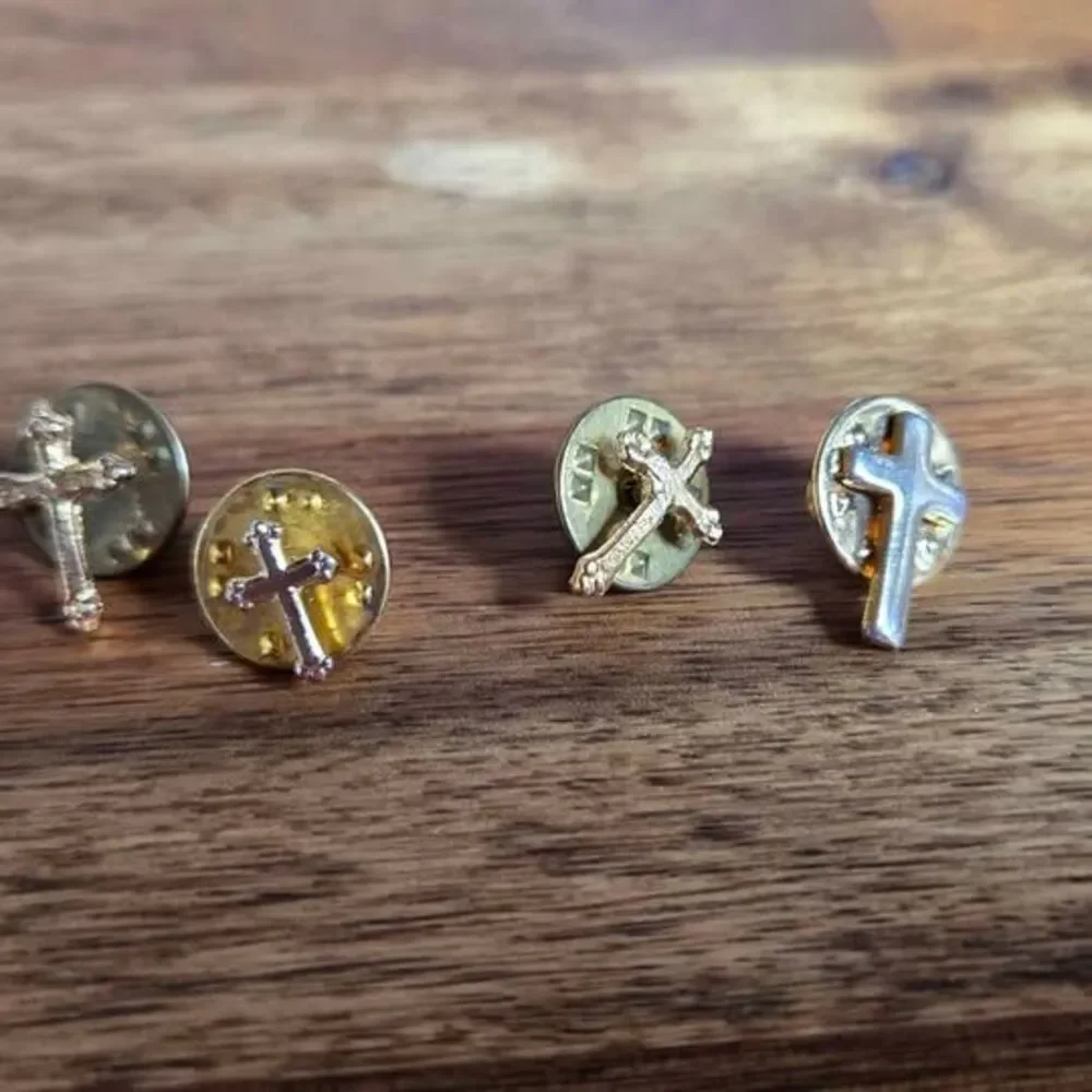 Vintage Lapel Pin Lot Crosses & Miraculous Medal Christian Tie Tack Pins 5 Pc - Picture 1 of 7